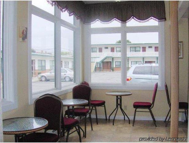ברונסוויק Travelers Inn מראה חיצוני תמונה